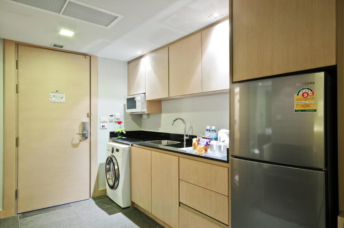 Ashlee Heights Hotel Patong Екстериор снимка
